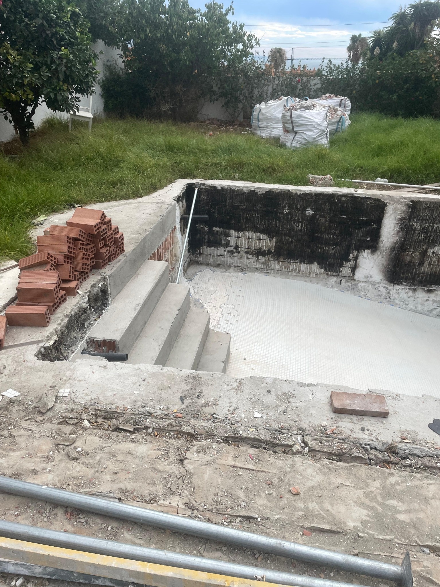 Piscina Buenas Noches 3